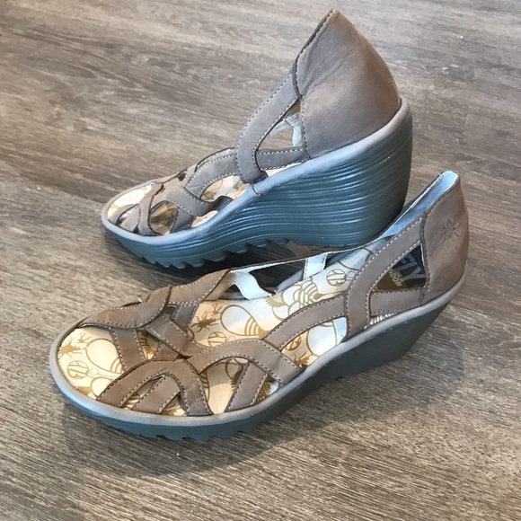 Fly London Yadi Wedge Heel Sandals - Picture 1 of 6